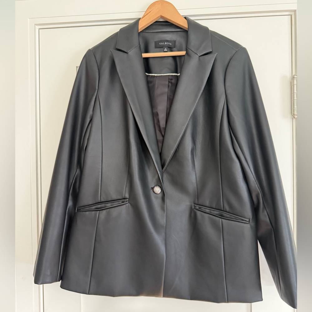Talbots Black Faux Leather Blazer Women’s Size 12 Excellent Condition